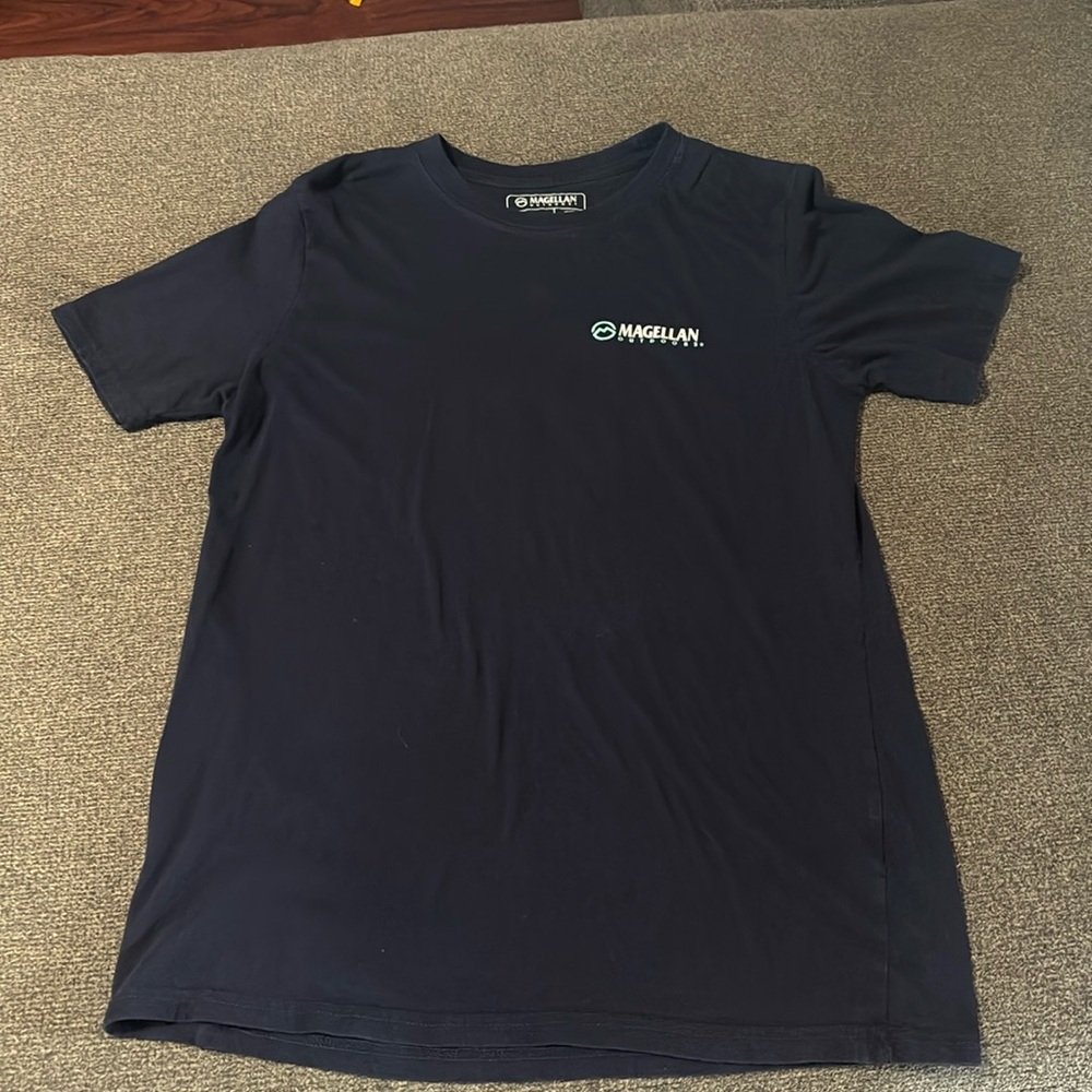 Youth XL Magellan t-shirt